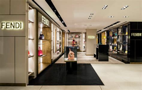 Boutique FENDI Milano Rinascente LG Milano